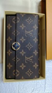 4 colors Long wallet BB-918000806 photo review