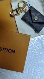 2 Colors Fashion Key Chain YSK-917000206 photo review
