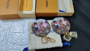 Fashion Key Chain YSK-91700060 photo review