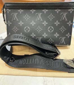 3 Colors Crossbody bag 8.7"x5.7"x1.8" BB-9180001000325 photo review