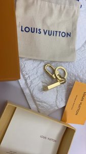 2Colors Fashion Lock Key Chain YSK-917000164 photo review