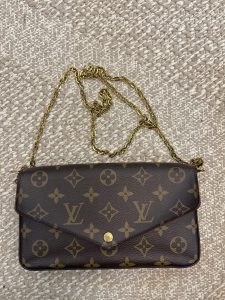 9  colors Chains Woman's Handbag  8.3*4.3*0.8" photo review