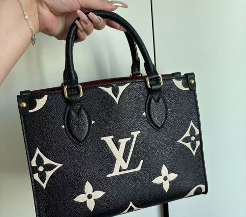 7 colors Woman's Handbag with straps 9.8"x4.3"x7.5" BB-918000100057 photo review