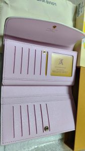 3 colors  wallet 7.5"x3.9"x1.2" BB-918000842 photo review