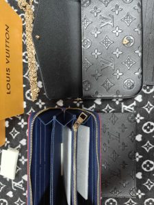 6 colors Woman's Handbag 8.3*4.7*1.2" photo review