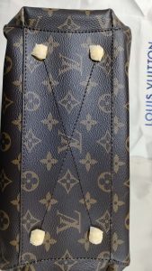 Woman's handbag with strap 11.4"x7.9"x5.1" BB-9180001000605 photo review