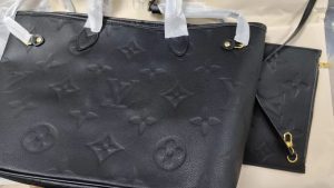 6 Colors Woman's handbag  12.6"x11.4"x6.7" BB-9180001000575 photo review