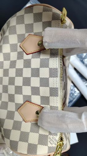 3 Colors Woman's handbag Small 9.8*7.5*5.9" Medium 11.8*8.3*6.7" Big 13.8*9.1*7.1" BB-9180001000791 photo review