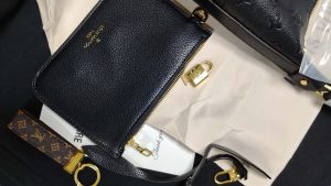 2 colors woman's Handbag 10.6"x8.7"x4.1" BB-9180001000764 photo review