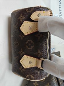 2 colors Woman's handbag with Adjustable strap 6.3"x4.3"x3.5"  BB-9180001000702 photo review