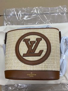 2 colors woman's Handbag 9.4"x7.5"x7.3" BB-9180001000743 photo review