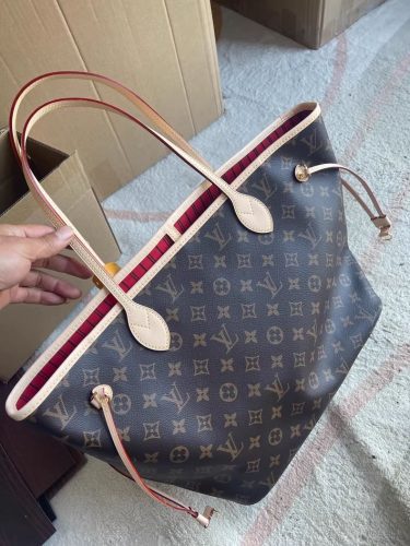 8 colors woman's Handbag Small:11.4"x8.3"x4.7" Medium:12.2"x11.0"x5.5" Big:15.7"x13.0"x8.7" BB-9180001000783 photo review