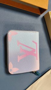 2 colors wallet 4.3"x3.3"x0.8" BB-9182001 photo review