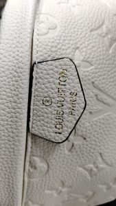 2 colors Woman's handbag with Adjustable strap 11.0"x4.7"x4.3"  BB-9180001000692 photo review