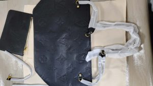 6 Colors Woman's handbag  12.6"x11.4"x6.7" BB-9180001000575 photo review
