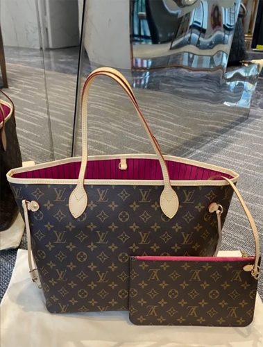 8 colors woman's Handbag Small:11.4"x8.3"x4.7" Medium:12.2"x11.0"x5.5" Big:15.7"x13.0"x8.7" BB-9180001000783 photo review