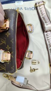 7 Colors Woman's handbag with Adjustable strap  8.1"x5.3"x4.7" BB-9180001000595 photo review