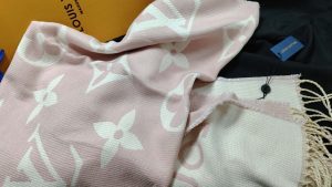 4 Color 100% cashmere Scarf  WJ-922000327 photo review