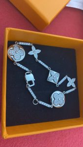 3Colors Diamonds Bracelet VVSL-9110051 photo review