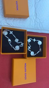 3Colors Diamonds Bracelet VVSL-9110051 photo review