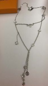 Necklace 3Colors VVXL-9120031 photo review