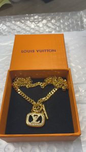 Necklace 3Colors VVXL-9120026 photo review