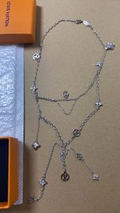Necklace 3Colors VVXL-9120031 photo review