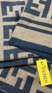 100% cashmere Scarf  WJ-922000328 photo review