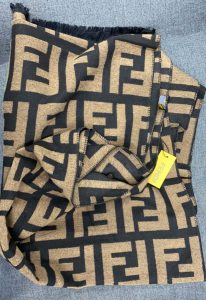100% cashmere Scarf  WJ-922000328 photo review