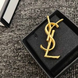 New Golden Letters Brooch QTXZ-9110011