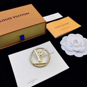 Golden Brooch QTXZ-9110082