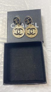 Gold Circular Pendant Black Circular Earrings CCED-9110155 photo review