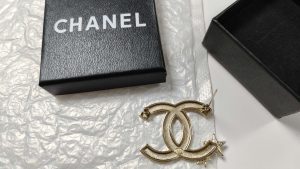 Stars Diamond Golden Brooch 2Colors QTXZ-9110111 photo review