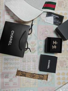 New Classic Rhinestone Earrings CCED-9110173 photo review
