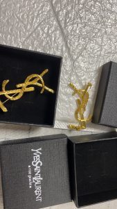 Fashion Golden Brooch QTXZ-9110094 photo review