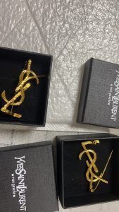 Fashion Golden Brooch QTXZ-9110094 photo review