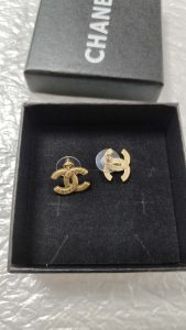 Golden Letter Earrings CCED-9110179 photo review