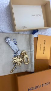 Fashion Key Chain YSK-917000351 photo review