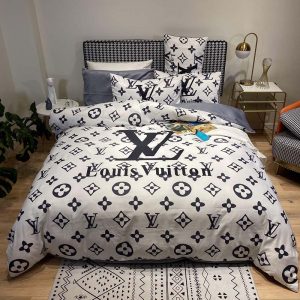 Fashion Pure Silk Digital Print Bedding Sets(1 Quilt,1 Sham,1 pillow cases)SJT-986031