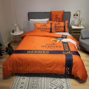 Fashion Pure Silk Digital Print Bedding Sets(1 Quilt,1 Sham,1 pillow cases)SJT-986038