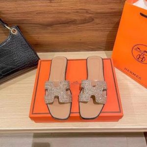 Classic Diamond Slippers LX-872038