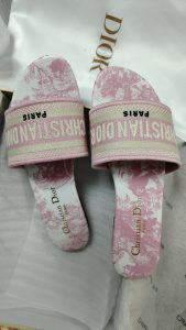 9 Color Embroidered Women's Slippers LX-872045 photo review
