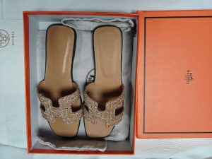 Classic Diamond Slippers LX-872038 photo review