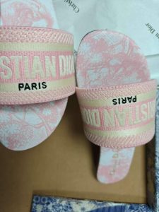 9 Color Embroidered Women's Slippers LX-872045 photo review