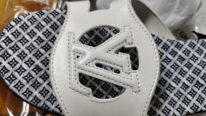 6 Color Cutout Letter Printed Slippers LX-872034 photo review