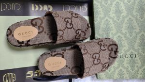 Platform Slippers Motif LX-872063 photo review