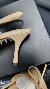 Fashion Black&Brown 6.5cm High Heels Sandals With Bowknot LX-872079 photo review