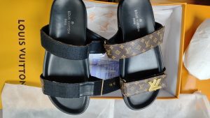 Classic Leather Adjustable Straps Sandals LX-872105 photo review