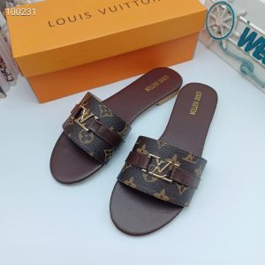Vintage Leather sandals with open toe LX-872107