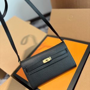 8.3"x4.7" leather Crossbody bag BB-921043